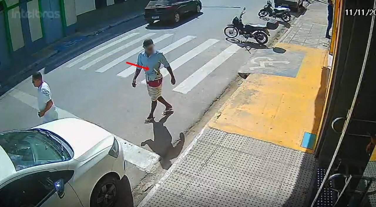Homem é denunciado após exibir faca e ameaças pessoas no Centro de São Miguel dos Campos