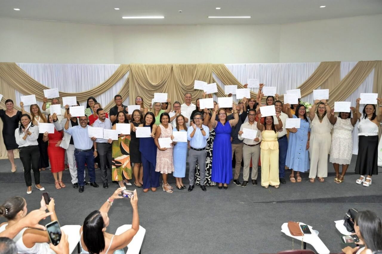 Educação de São Miguel dos Campos dá posse a 35 novos gestores escolares para biênio 2026–2027